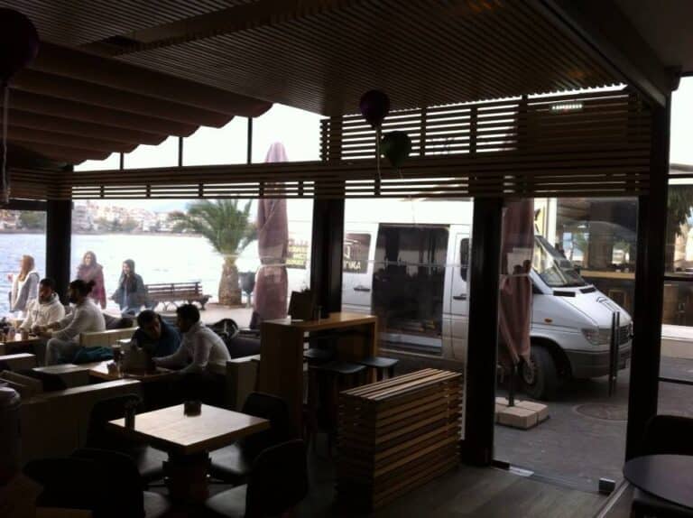Momento Caffe