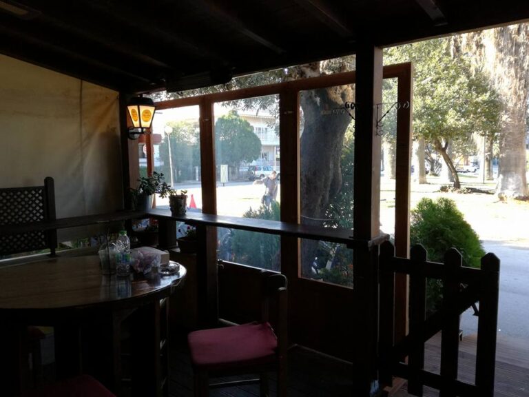 Galatiko Xorio Beer Hall.