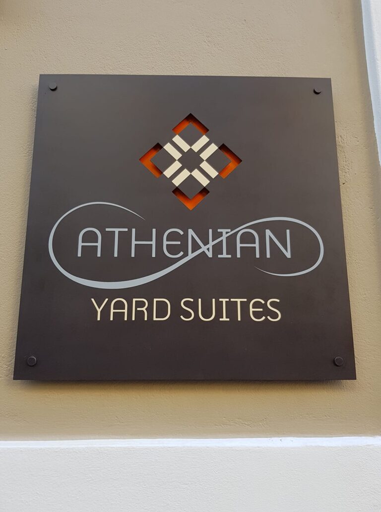 Airbnb Athenian yard suites