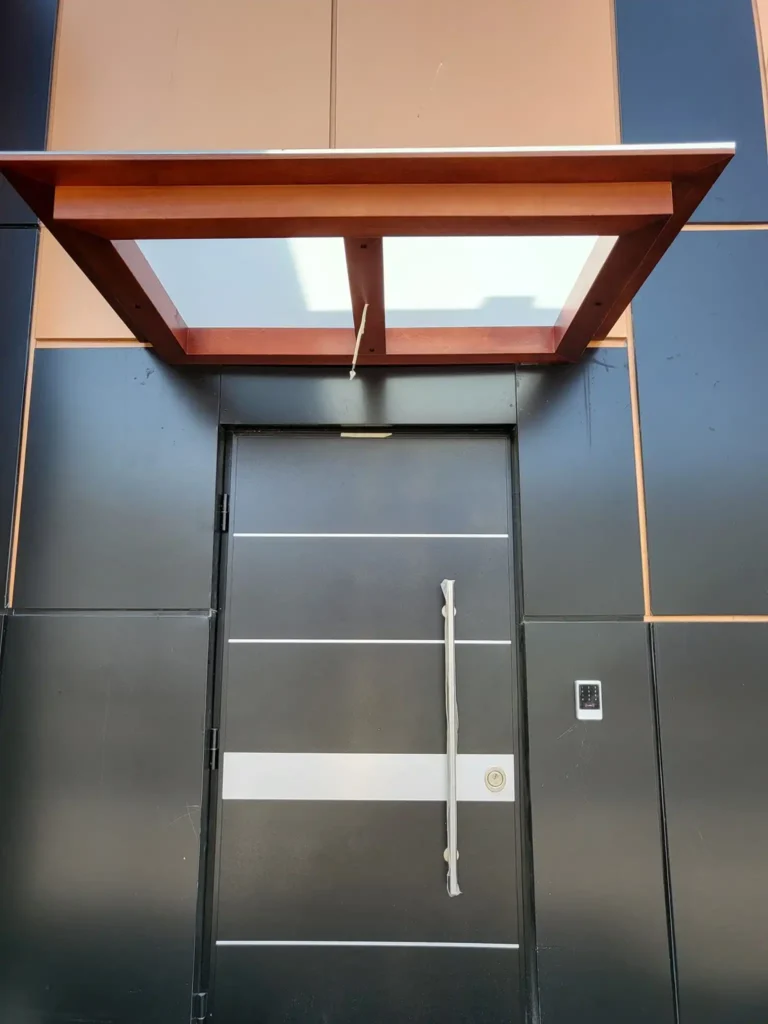 eksoterikos-08122025-2